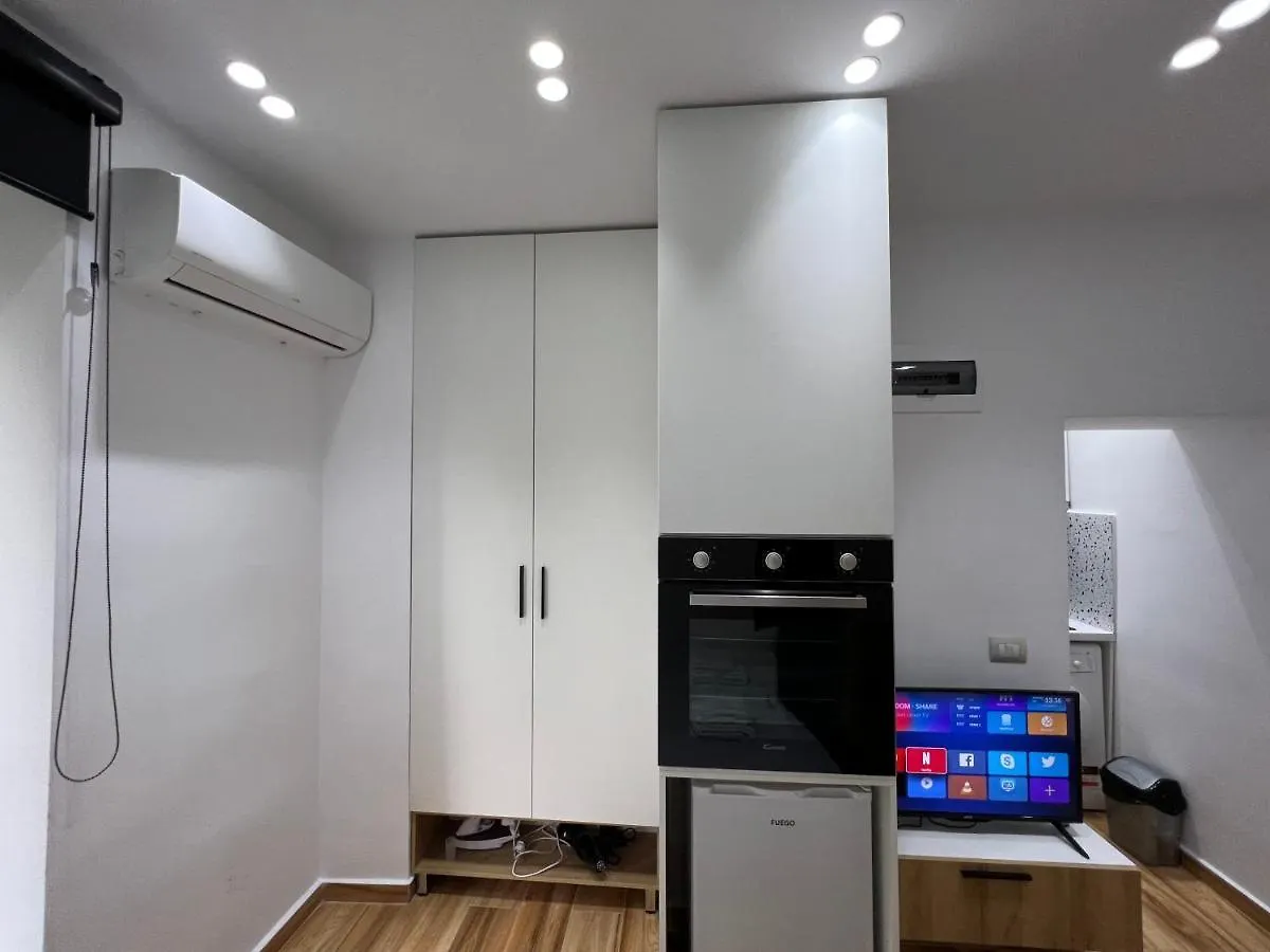 Luxury Apartment In Blloku Area Tirana